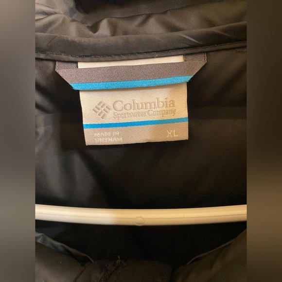 Columbia Lake 22 Vest - Picture 5 of 5